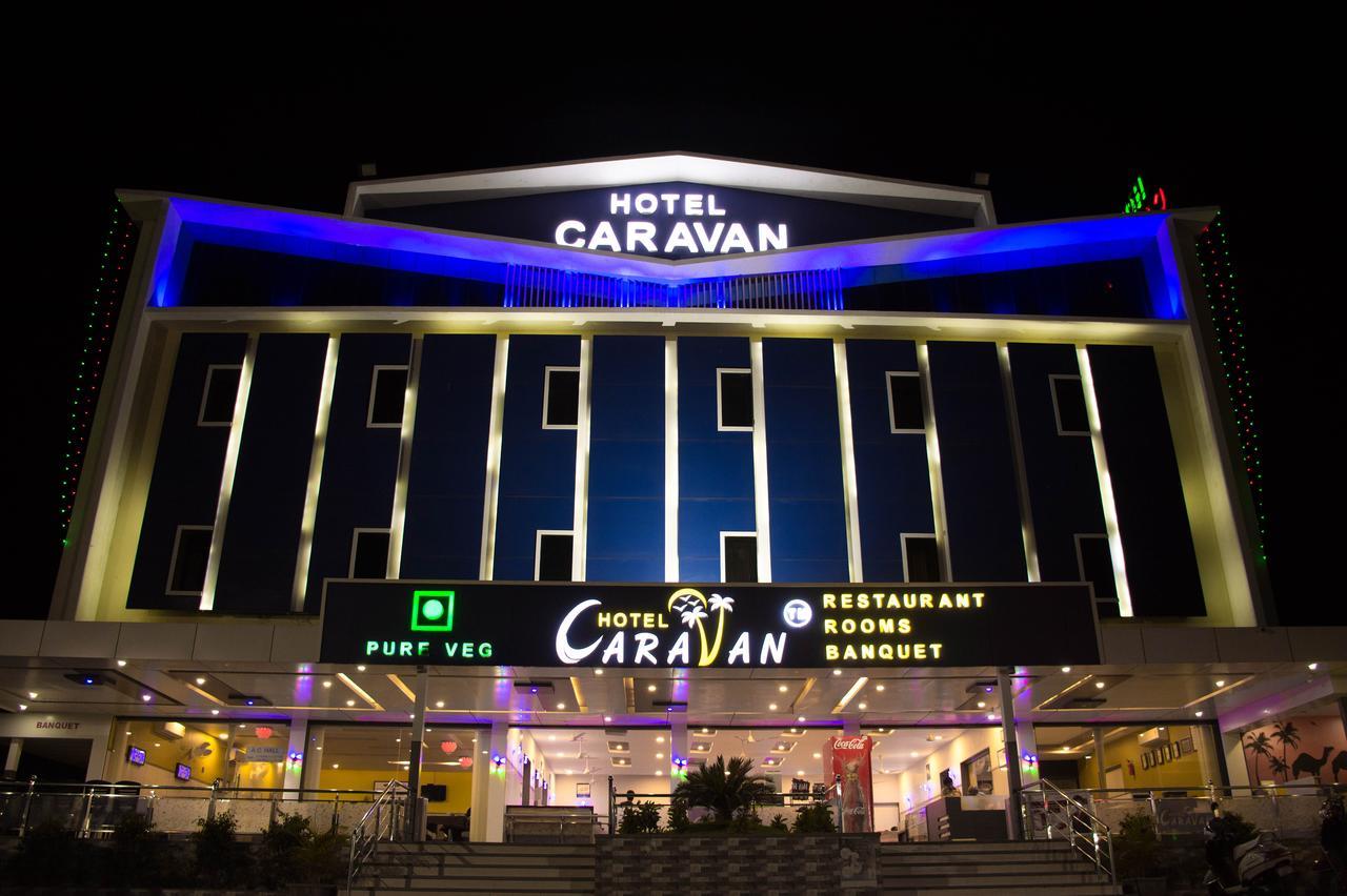 Hotel Caravan Unjha 외부 사진